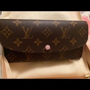Louis Vuitton EMILIE WALLET